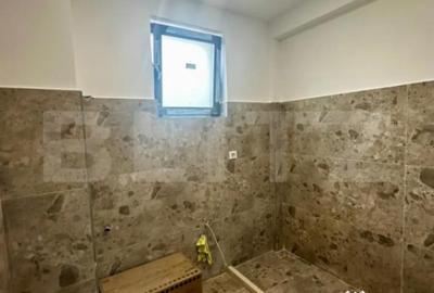 Casă cu 5 camere cu Teren 500 Mp în Central