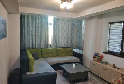 Apartament cu 2 camere decomandat, mobilat în Tomis Nord