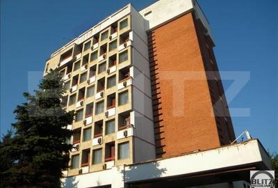 Spațiu comercial, de 4,800 mp, în Ultracentral - 16