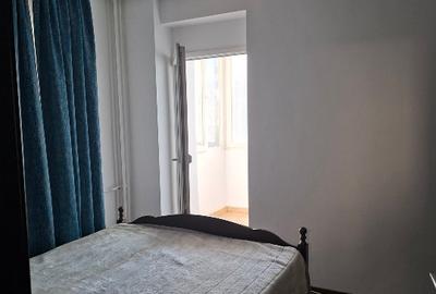 Apartament cu 3 camere decomandat în 13 Septembrie - 5