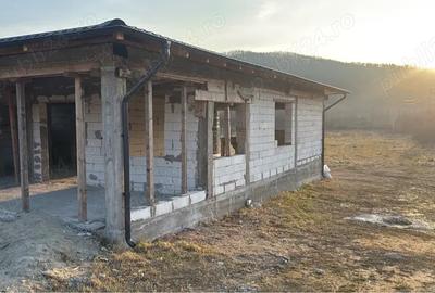 Casă cu Teren 750 Mp în Băbana - 2