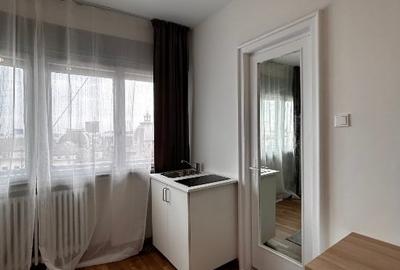 Garsonieră decomandată în Universitate - 8