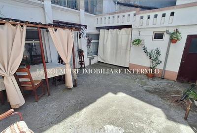 Apartament cu 4 camere decomandat în Central - 14