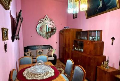 Casa centrala cu teren generos - 800 mp teren - 1