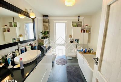 Apartament cu 4 camere în Central - 20