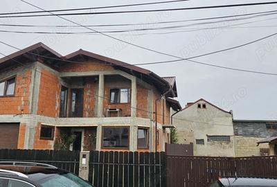 Casă cu 4 camere cu Teren 367 Mp în Central - 4