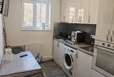 Apartament cu 2 camere decomandat în Central - 1