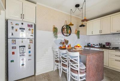 Casă cu 5 camere cu Teren 324 Mp în Hlincea - 2