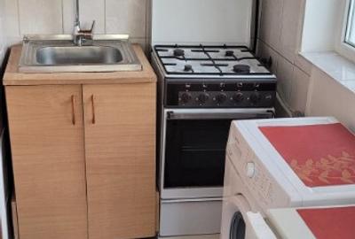 Inchiriere Garsoniera la curte Parc Bazilescu - Piata 16 Februarie - 4