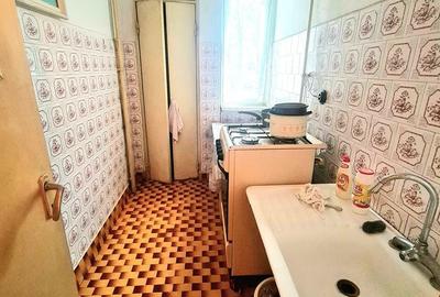 Apartament cu 3 camere semidecomandat în Viziru 1 - 1