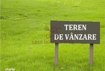 Teren de 5000 mp, în Central