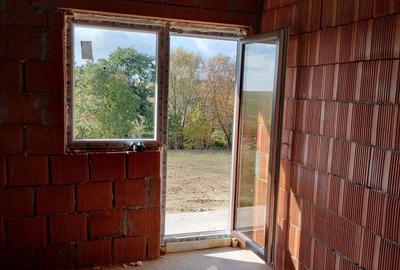 Casă cu 4 camere în Bicăcel - 10