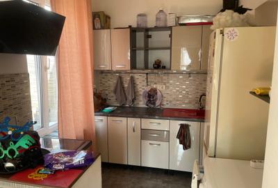 Casă individuală cu 2 camere cu Canalizare în Parcul Carol - 6