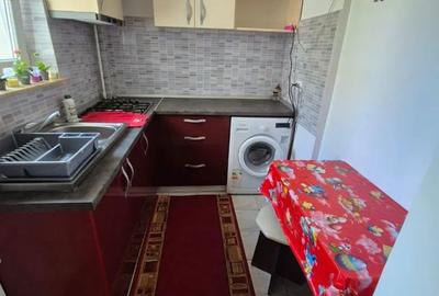 Apartament cu 3 camere semidecomandat în George Enescu - 1