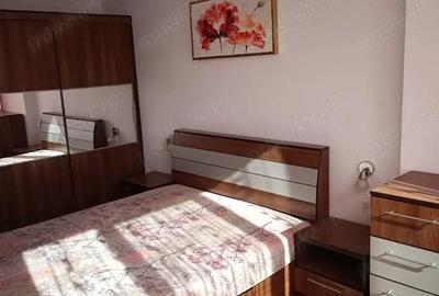 Inchiriez apartament 3 camere - 3