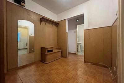Apartament decomandat cu 2 camere in Nicolina 1, etajul 1 - 8