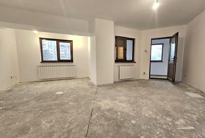 Apartament cu 3 camere decomandat, mobilat în Boema - 2