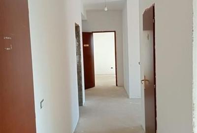 Casă individuală cu 4 camere în Sânpetru