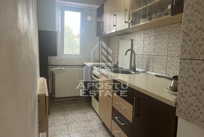 Apartament cu 3 camere de vanzare, centrala proprie, zona Dambovita - 6
