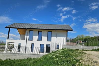 Casă în Central - 9