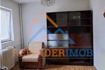 Apartament cu 2 camere decomandat, mobilat în Titan