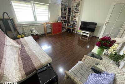 Apartament cu 3 camere decomandat, mobilat în 13 Septembrie - 11