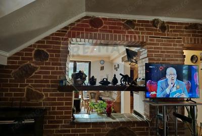 EXCLUSIVITATE! Casa cu anexa ?i 13 ari teren in Baia Sprie-comision 0% - 11