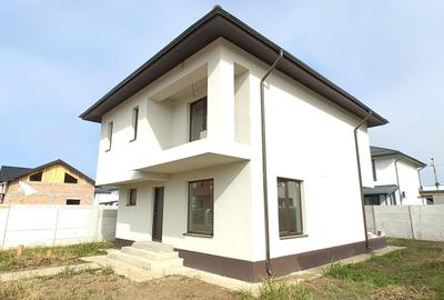 Casă individuală cu 4 camere în Berceni