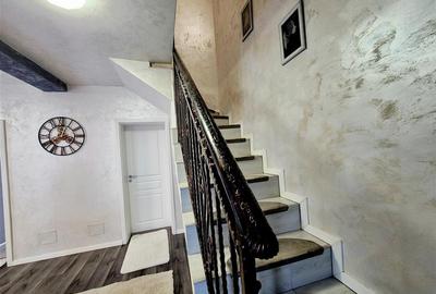 Casă cu 4 camere cu Teren 100 Mp în Bucium - 4