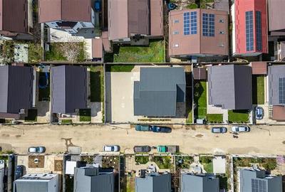 Casă individuală cu 5 camere cu Canalizare în Central - 6