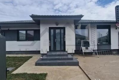 Casă cu 4 camere cu Teren 500 Mp în Aroneanu - 1