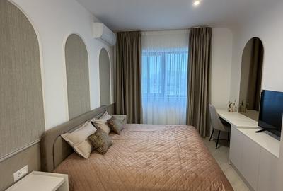 Apartament cu 3 camere, mobilat în Pipera