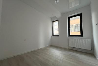 Apartament cu 2 camere decomandat în Tomis Nord - 9