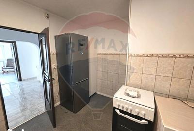 Apartament cu 4 camere decomandat în 13 Septembrie - 9