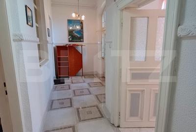 Apartament 2 camere parter inalt + garaj + 2 camere mansarda + beci, CENTRAL - 2