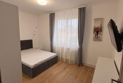 Apartament cu 3 camere decomandat în Central - 3