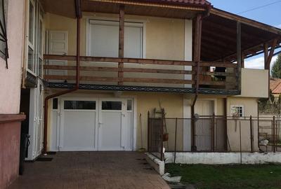 Casă cu 4 camere cu Teren 350 Mp în Central - 8