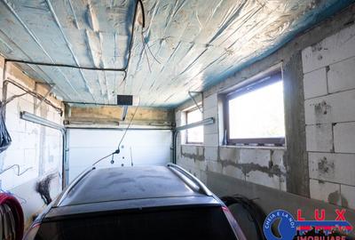 Casă cu 6 camere cu Teren 2564 Mp în Mineri - 3