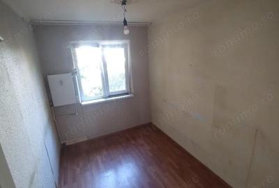 Apartament cu 3 camere semidecomandat în Tomis Nord - 6