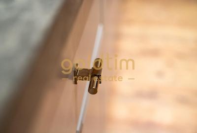 STUDIO SUPERB/DESIGN UNIC/PIPERA OMV/MOBILAT SI UTILAT - 40