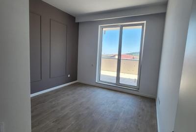 Penthouse cu 3 camere semidecomandat în Florești - 6