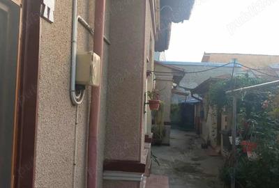 Casă cu 4 camere în Central - 3