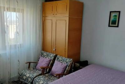 Apartament cu 3 camere semidecomandat în Central - 6