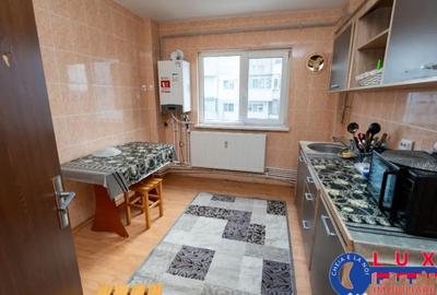 Apartament cu 3 camere decomandat în Central - 9