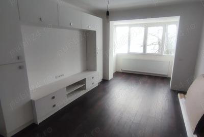 Apartament cu 3 camere decomandat în Central - 7
