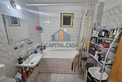 Apartament cu 3 camere semidecomandat în Central - 2