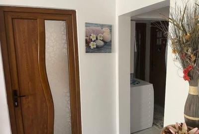Apartament -4 camere -decomandat-Zona Vitan - 1