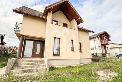 Casă cu 4 camere cu Teren 300 Mp în Iris - 9