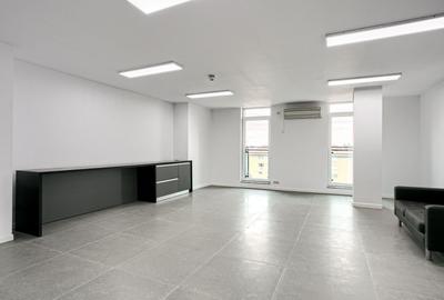 Birou, de 76 mp, în Ultracentral - 2