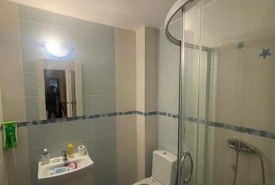 Apartament de 3 camere, 65 mp, strda Crizantemelor - 1